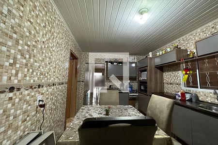 Casa à venda com 130m², 3 quartos e 2 vagasCozinha