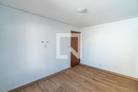 Quarto 1 de casa para alugar com 2 quartos, 120m² em Vila do Encontro, São Paulo