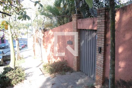 Casa à venda com 650m², 4 quartos e 4 vagasFachada