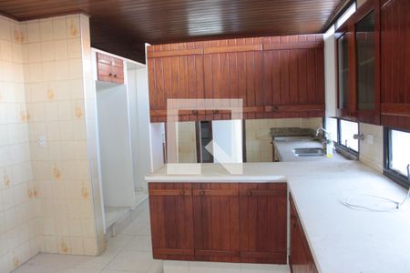 Casa à venda com 650m², 4 quartos e 4 vagasCozinha