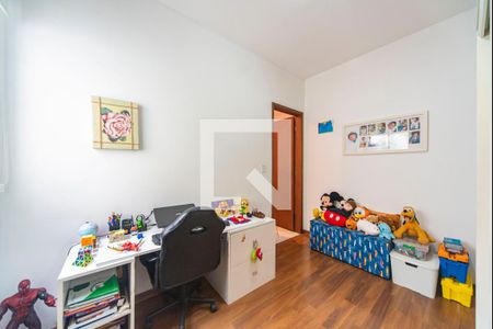 Casa à venda com 240m², 5 quartos e 4 vagasQuarto 3