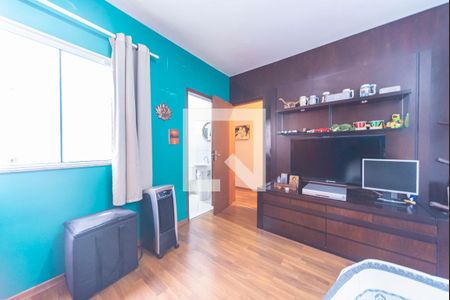 Casa à venda com 240m², 5 quartos e 4 vagasQuarto 2