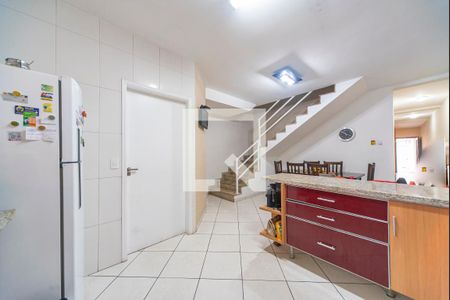 Casa à venda com 240m², 5 quartos e 4 vagasCopa e Cozinha