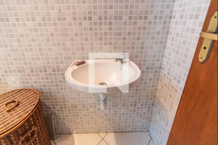 Casa à venda com 240m², 5 quartos e 4 vagasBanheiro do Quarto 3