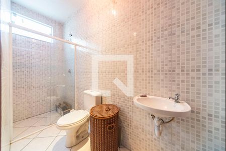 Casa à venda com 240m², 5 quartos e 4 vagasBanheiro do Quarto 3