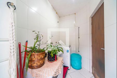 Casa à venda com 240m², 5 quartos e 4 vagasÁrea de Serviço