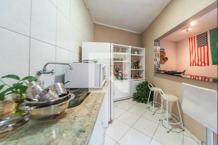 Casa à venda com 240m², 5 quartos e 4 vagasEdícula