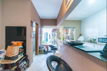 Casa à venda com 240m², 5 quartos e 4 vagasEdícula