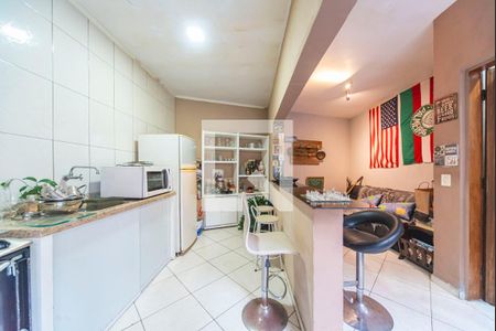 Casa à venda com 240m², 5 quartos e 4 vagasEdícula