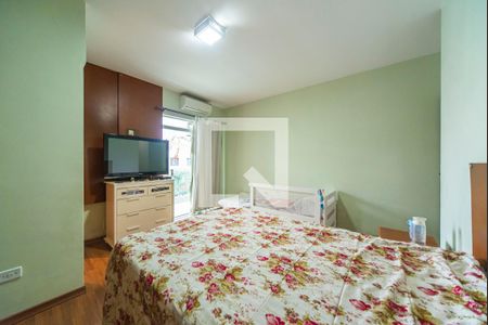 Casa à venda com 240m², 5 quartos e 4 vagasQuarto 4