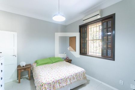 Quarto 1 (primeiro andar) de casa à venda com 4 quartos, 480m² em Grajau, Rio de Janeiro