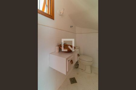 Lavabo de casa à venda com 4 quartos, 178m² em Espírito Santo, Porto Alegre