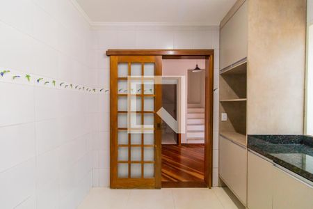 Casa à venda com 178m², 4 quartos e 2 vagasCozinha e Área de Serviço