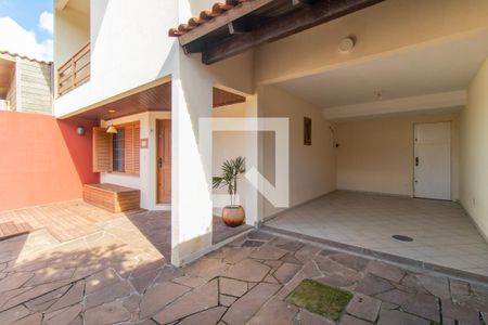 Casa à venda com 178m², 4 quartos e 2 vagasFachada