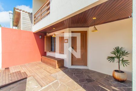 Casa à venda com 178m², 4 quartos e 2 vagasFachada