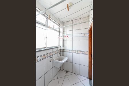 Apartamento à venda com 68m², 3 quartos e 1 vaga Apartamento à venda com 68m², 3 quartos e 1 vagaCozinha e Área de Serviço