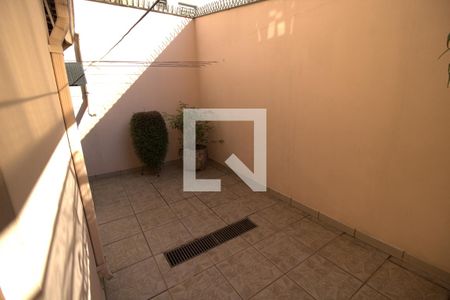 Casa à venda com 133m², 3 quartos e 2 vagasQuintal
