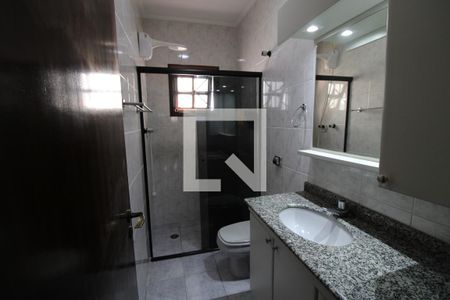 Casa à venda com 133m², 3 quartos e 2 vagasBanheiro 1