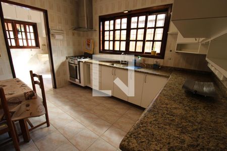 Casa à venda com 133m², 3 quartos e 2 vagasCozinha