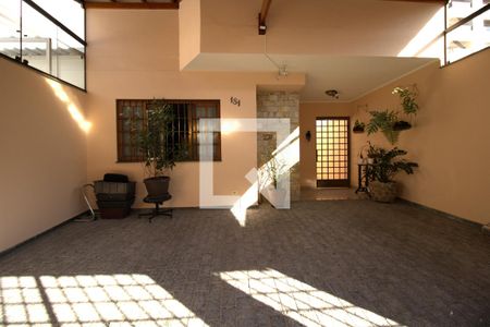 Casa à venda com 133m², 3 quartos e 2 vagasGaragem