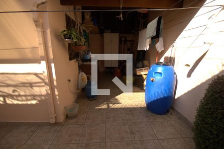 Casa à venda com 133m², 3 quartos e 2 vagasQuintal