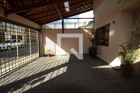 Casa à venda com 133m², 3 quartos e 2 vagasGaragem