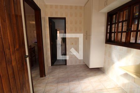 Casa à venda com 133m², 3 quartos e 2 vagasÁrea de serviço