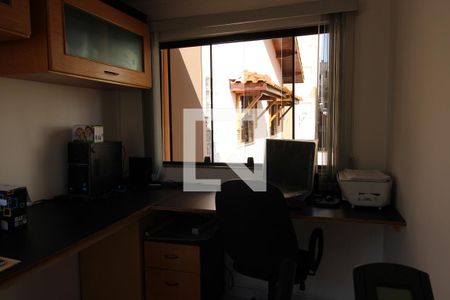 Casa à venda com 133m², 3 quartos e 2 vagasQuarto 4