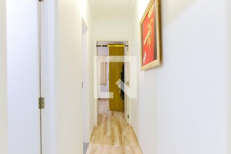 Corredor de casa à venda com 3 quartos, 210m² em Parque Marajoara, Santo André