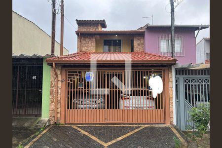 Casa à venda com 210m², 3 quartos e 2 vagas