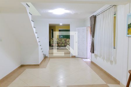 Sala de casa à venda com 3 quartos, 210m² em Parque Marajoara, Santo André