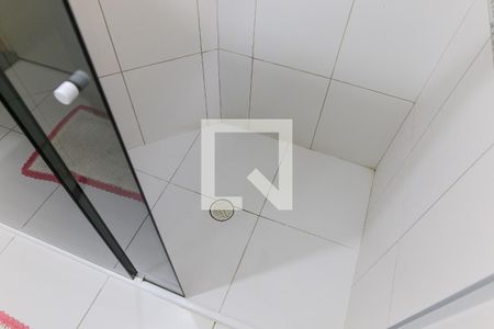 Casa à venda com 210m², 3 quartos e 2 vagas Casa à venda com 210m², 3 quartos e 2 vagasBanheiro Social