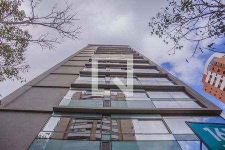 Studio para alugar com 28m², 1 quarto e sem vaga Studio para alugar com 28m², 1 quarto e sem vagaFachada