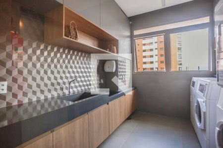 Studio para alugar com 28m², 1 quarto e sem vaga Studio para alugar com 28m², 1 quarto e sem vagaCobertura - Lavandeiria coletiva