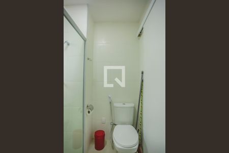 Banheiro de kitnet/studio para alugar com 1 quarto, 28m² em Vila Clementino, São Paulo