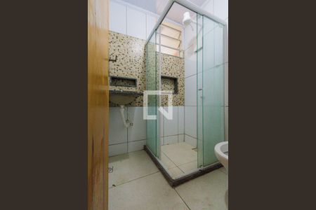 Banheiro de apartamento para alugar com 1 quarto, 48m² em Barra da Tijuca, Rio de Janeiro