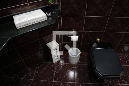 Casa à venda com 350m², 3 quartos e sem vagaLavabo