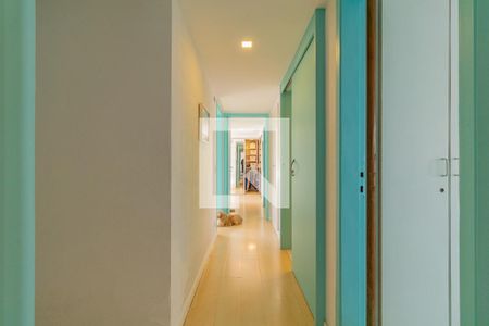 Apartamento para alugar com 176m², 3 quartos e 3 vagasCorredor