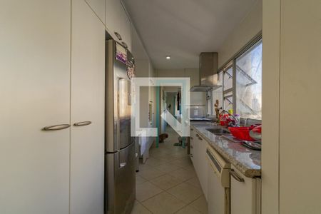 Apartamento para alugar com 176m², 3 quartos e 3 vagasCozinha