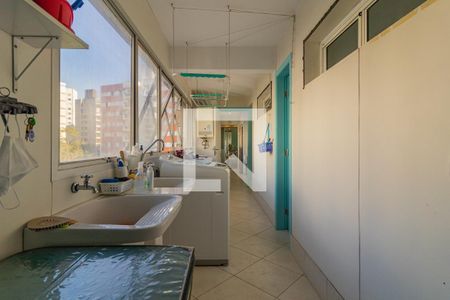 Apartamento para alugar com 176m², 3 quartos e 3 vagasÁrea de Serviço