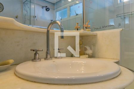 Apartamento para alugar com 176m², 3 quartos e 3 vagasBanheiro da Suíte