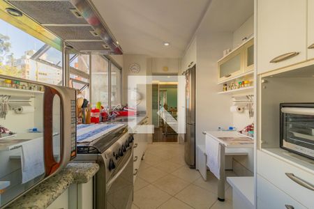 Apartamento para alugar com 176m², 3 quartos e 3 vagasCozinha