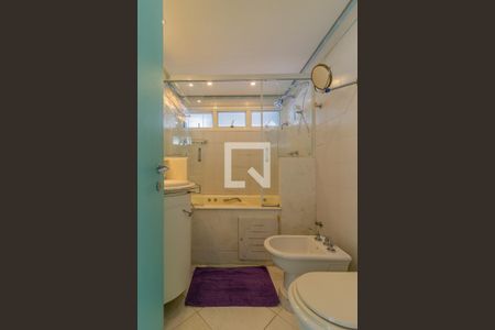 Apartamento para alugar com 176m², 3 quartos e 3 vagasBanheiro da Suíte