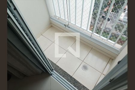 Apartamento à venda com 65m², 2 quartos e 2 vagasVaranda do quarto