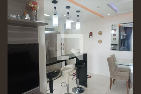 Apartamento à venda com 65m², 2 quartos e 2 vagasSala