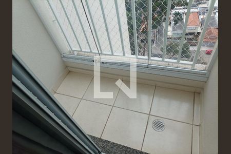 Apartamento à venda com 65m², 2 quartos e 2 vagasVaranda do quarto