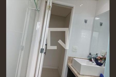 Apartamento à venda com 65m², 2 quartos e 2 vagasBanheiro 1