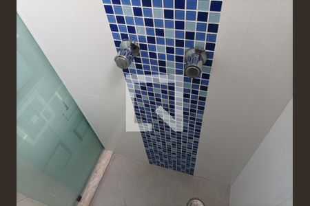 Apartamento à venda com 65m², 2 quartos e 2 vagasBanheiro 1