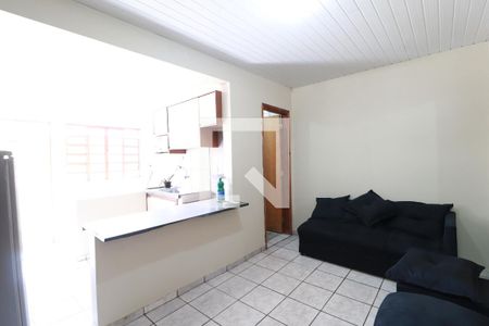 Sala de kitnet/studio para alugar com 2 quartos, 40m² em Centro, Uberlândia