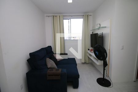 Sala de apartamento para alugar com 2 quartos, 47m² em Ramos, Rio de Janeiro